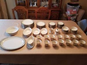 81 Piece Lenox Fine China Set