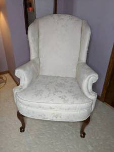 lot 16 image: Queen Anne Upholstered Wingback Chair
