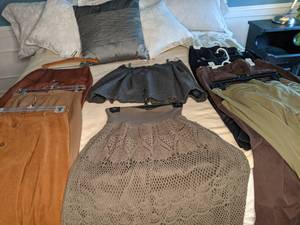 lot 159 image: Womens Skirts and Slacks