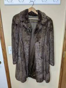 lot 96 image: Vintage Schlampps Long Fur Coat