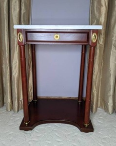 lot 3 image: Tasteful Side Table with Marble Top