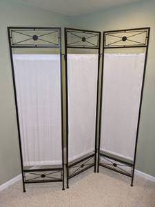 lot 178 image: Metal and Fabric Room Divider