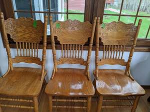 lot 78 image: Set of Four Vintage Oak Pressed Back Chairs