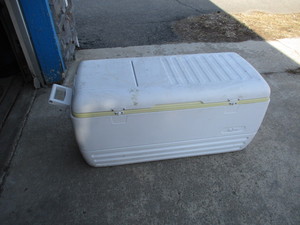 Large Igloo Cooler