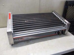 APW Wyott Hot Dog Roller Griller