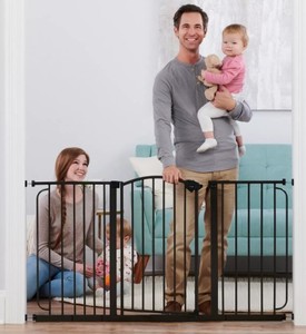 lot 244 image: Regalo Home Accents Super Wide Safety Gate