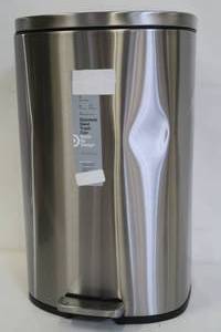 lot 231 image: Made By Design - 45L D Shape Step Trash Can