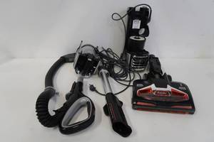 lot 216 image: Shark UV810 DuoClean Powered Lift-Away Speed Vacuum