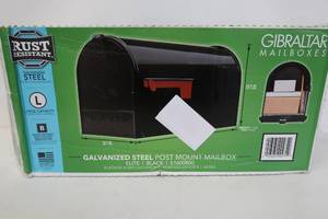 lot 218 image: Gibraltar Elite Large Steel Post Mount Mailbox - Black