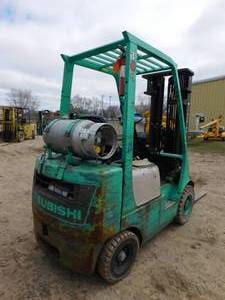 lot 5 image: 1993 Mitsubishi FG18B Forklift