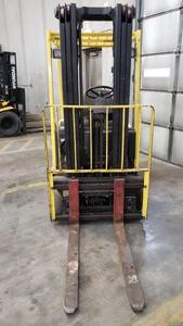 lot 2A image: 1999 Hyster J30XMT 3 Wheel Electric Forklift