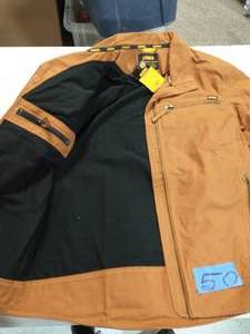 lot 50 image: DEWALT JACKET IN SIZE M