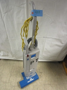 WINDSOR VERSAMATIC PLUS COMMERCIAL UPRIGHT VACUUM