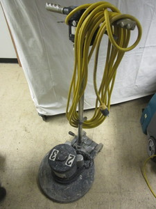 PACIFIC 20 FLOOR SCRUBBER