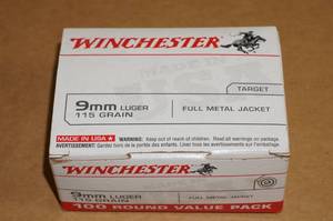 lot 9 image: 100 Winchester 9mm Luger 115 Gr FMJ Ammo