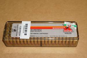 lot 22 image: 100 Winchester Super-X .22 LR Ammo