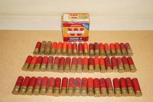 lot 55 image: 12 Gauge Western and Winchester Shotshells with a Vintage Box