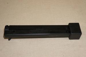 lot 86 image: US Cammenga 9mm Easyloader
