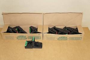lot 72 image: Jawz Plastic Mouse Traps