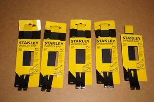 lot 68 image: 5 Stanley Wonder Bar 7-12 Pry Bars