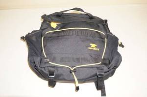lot 33 image: Mountainsmith Daypack Backpack