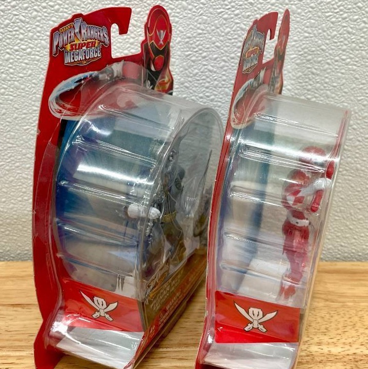 lot 23 image: Lot of 2 Mighty Morphin Power Rangers Mega Force Action Figures