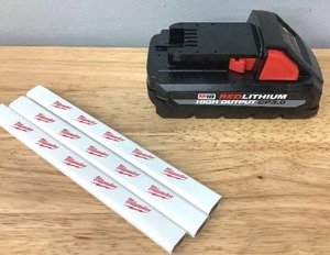 lot 2 image: Milwaukee Tool Red Lithium M18 High Output CP 3.0 a.h Battery  BONUS