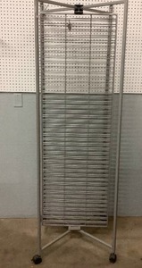 lot 17 image: Retail Wire Rack on Wheels