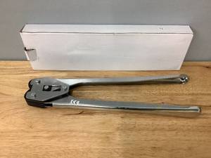 lot 39 image: YBICO Plastic Strapping Sealer 58