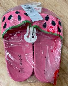 lot 97 image: Girls Watermelon Pool Slide Glitter Sandals Slip On Size Youth 6 XL