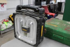lot 25 image: DeWalt CordlessCorded Work Light DC020 11Lx6Wx14H