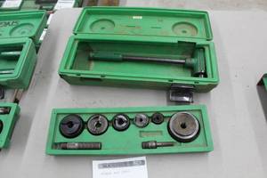lot 43 image: Greenlee Ratchet Knockout Punch Driver 1804  with Plastic Case