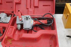 lot 53 image: Milwaukee Hole Hawg Drill Heavy Duty 1675-1  with Plastic Case
