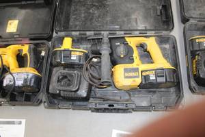lot 79 image: DeWalt 18V Cordless SDS Hammer Drill DC212  with DeWalt 18VDC Batteries (x2), Charger and Plastic Case