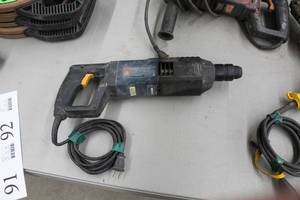 lot 91 image: Bosch Drill 11224VSR