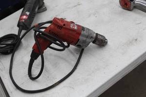 lot 96 image: Milwaukee Magnum Holeshooter Drill