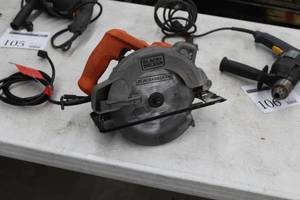 lot 109 image: Black & Decker Circular Saw  7-14 BDECS300