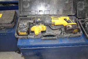 lot 250 image: DeWalt 18V Cordless Reciprocating Saw Variable Speed DC385  with Batteries (x2), Charger, Plastic Case