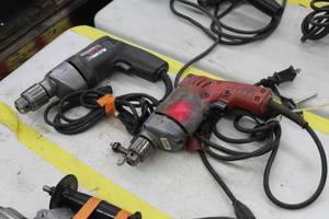 lot 295 image: Lot of (2) Drills  - Black & Decker 12 Holgun 1312, Milwaukee