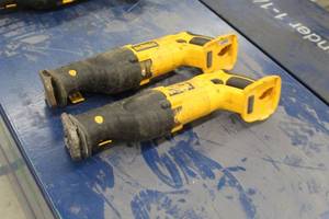 lot 278 image: Lot of (2) DeWalt 18V Cordless Reciprocating Saws