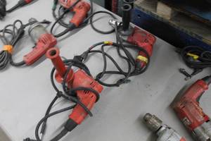 lot 314 image: Lot of (2) Milwaukee Magnum Holeshooter 12 Drills