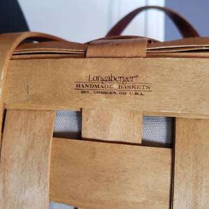 lot 111 image: Large Longaberger Cooler Basket