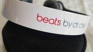lot 142 image: Beats by Dr. Dre Solo HD Headphones