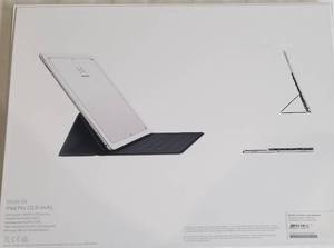 lot 146 image: Ipad Pro Smart Keyboard  12.9 Inch