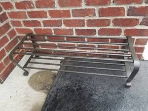 lot 200 image: Stylish Metal Shoe & Boot Rack