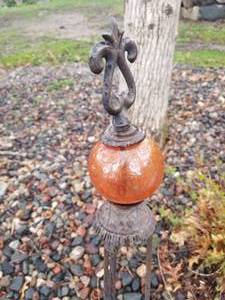 lot 164 image: Glass Ball Metal Garden Art