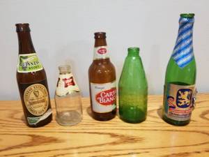 lot 85 image: Collection of Vintage Beer Cans and Bottles- #1