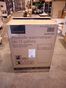 lot 101 image: Insignia - 13 Gal. Automatic Trash Can - Stainless Steel