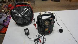 lot 38 image: Vexilar Ice Fishing Sonar System
