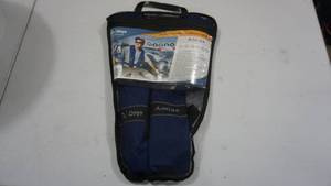 lot 84 image: Onyx AutomaticManual Inflatable Life Jacket